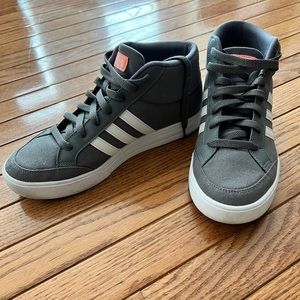 Adidas High Top Sneaker